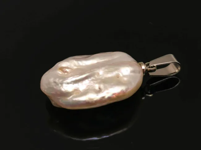 Pandantiv perle de cultura 28~24x15~14x5~4mm argintiu