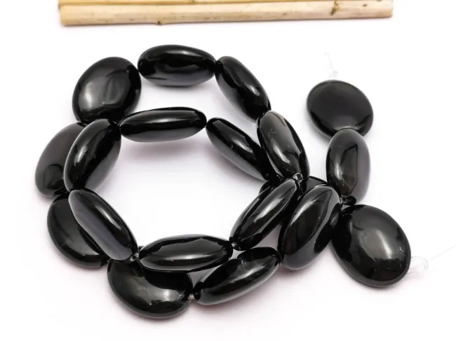 Agate negru oval plat 20x15mm (sirag)