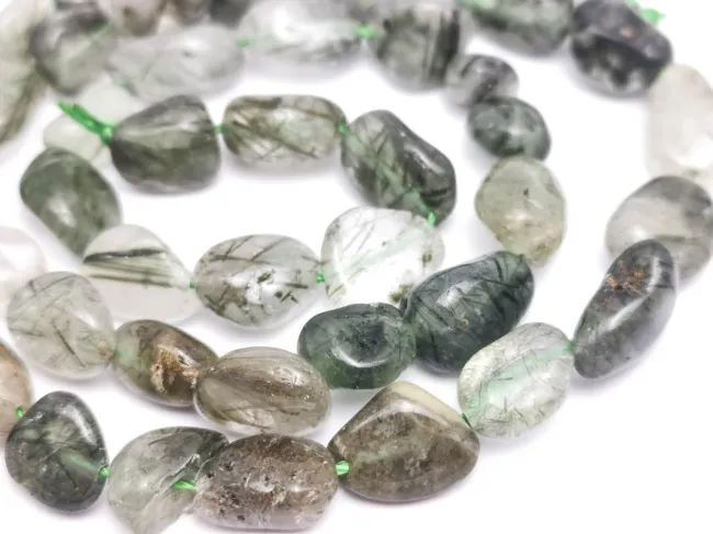 Sirag cuart verde rutilat nugget 10~5x8~5x7~3mm