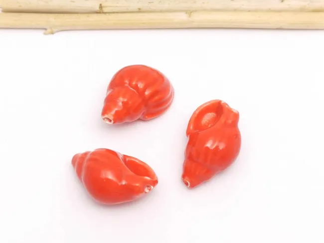 Margele de portelan scoica 20x13x11mm rosu