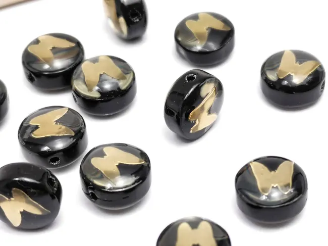 Margele de sticla lampwork cu gravura aurie in forma de fluture 8x6mm negru