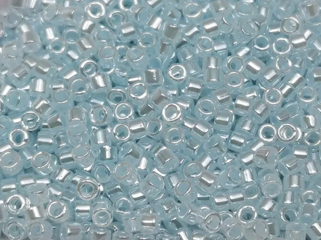 Miyuki delica 11/0 Light Aqua Ceylon (5g)