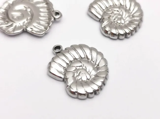 Pandantiv charm scoica din otel inoxidabil 304 - 14x12x2mm