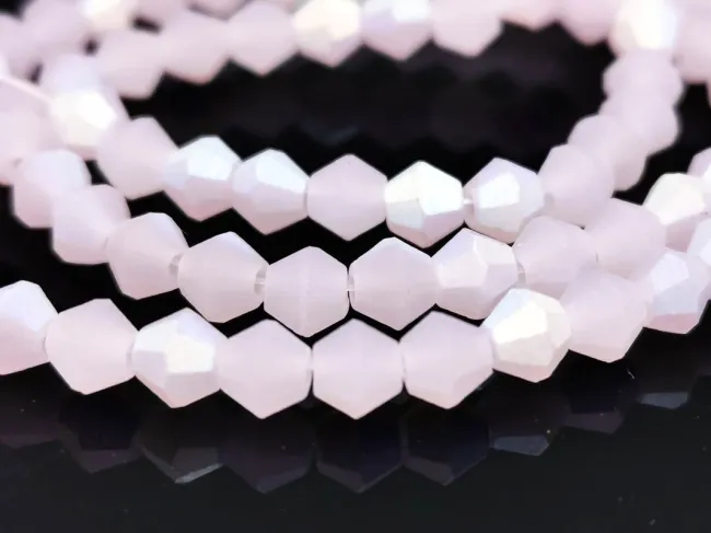Margele cristal biconic 4mm roz opal mat AB (sirag)