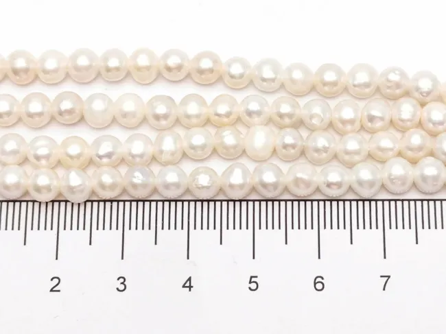 Sirag perle de cultura 5~4x4.5mm