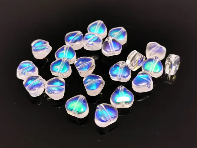 Margele sticla inima 6x6x4mm transparent AB (10buc)