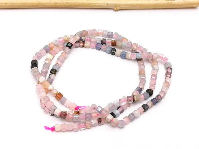 Sirag morganit cub 2x2mm