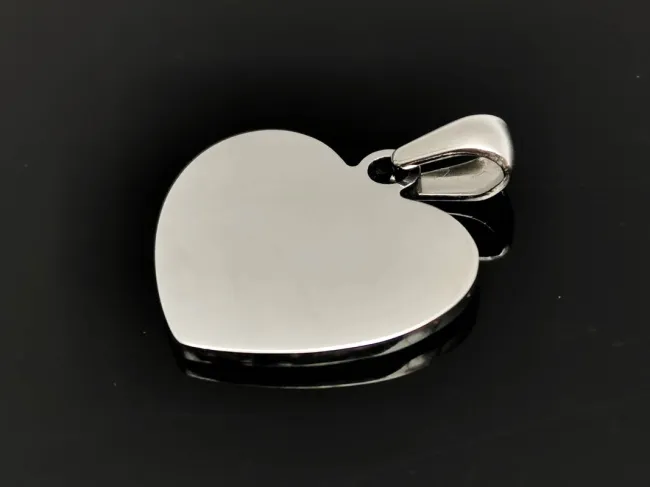 Charm otel inoxidabil 304 inima 20x19x1.5mm