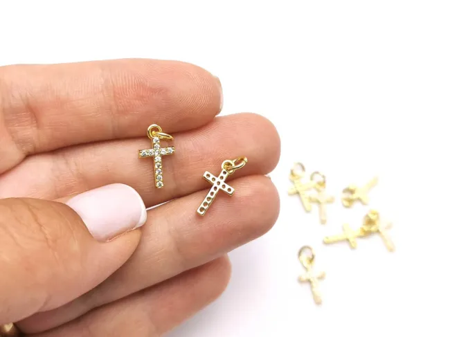 Charm cruce din cubic zirconia auriu 13x7mm