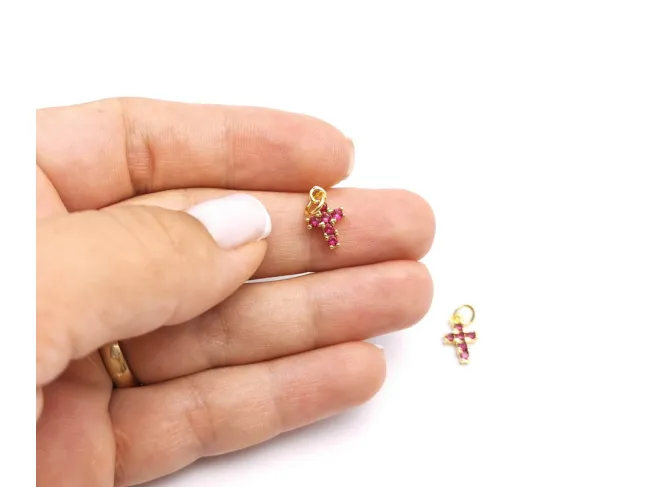 Charm cruce din cubic zirconia auriu 12x7mm fucsia
