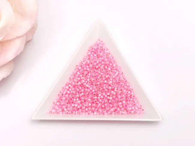 Miyuki Rocailles Rotunde 11/0 Silver Lined Opal Light Pink (10g)
