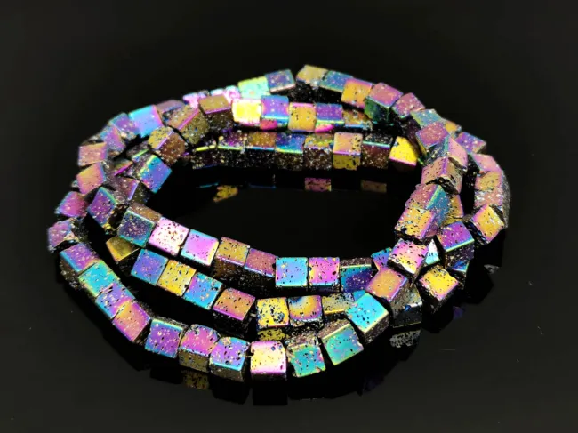 Sirag lava electroplacata cub 4x4mm metalic mix