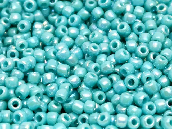 Toho rotunde 11/0 opaque rainbow turquoise (5g)