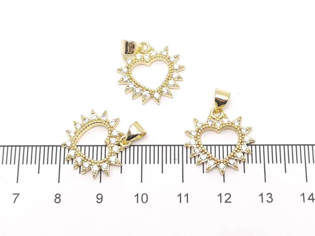 Charm inima din cubic zirconia auriu 17x17mm
