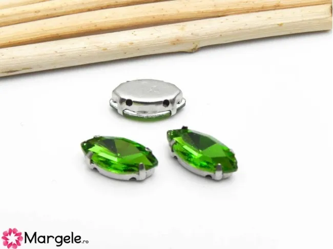 Distantier montee cu rhinestone de cristal 12x6mm verde (1buc)