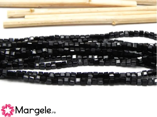 Margele cristal cub fatetat 2mm negru (sirag)