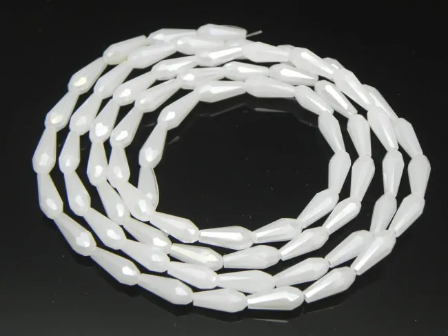 Margele cristal picatura 10x4mm alb opal opac AB (sirag)