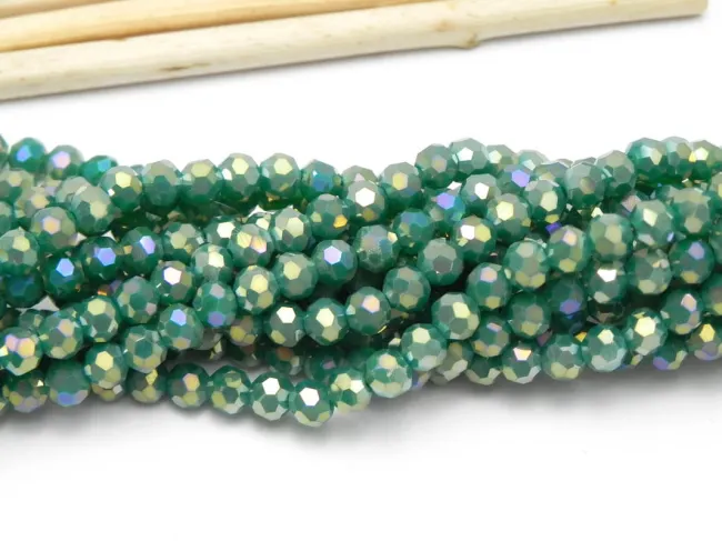 Margele cristal rotund fatetat 4mm verde opac AB (sirag)