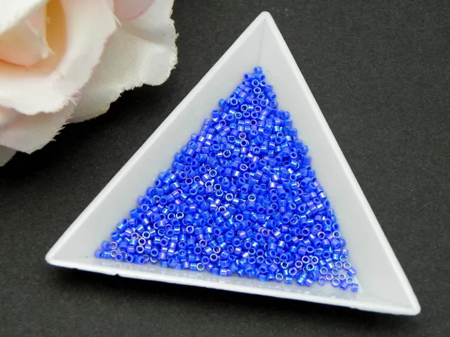 Miyuki delica 11/0 Opaque Cyan Blue AB (5g)