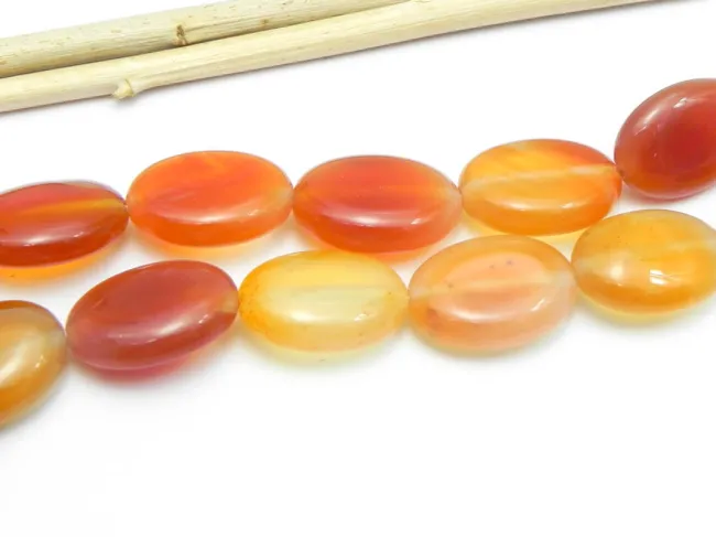 Carneol oval 18x13mm (1buc)