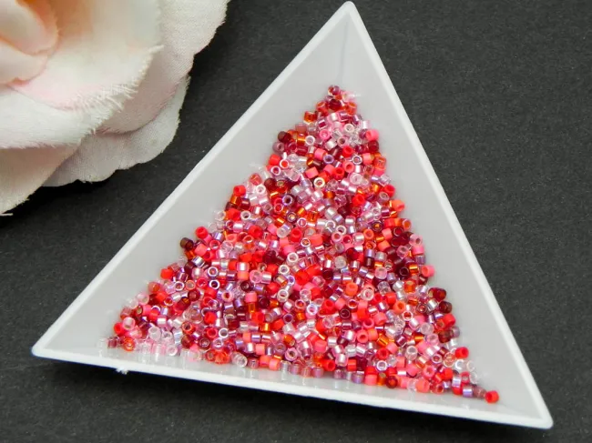 Miyuki delica 11/0 Mix Strawberry (5g)