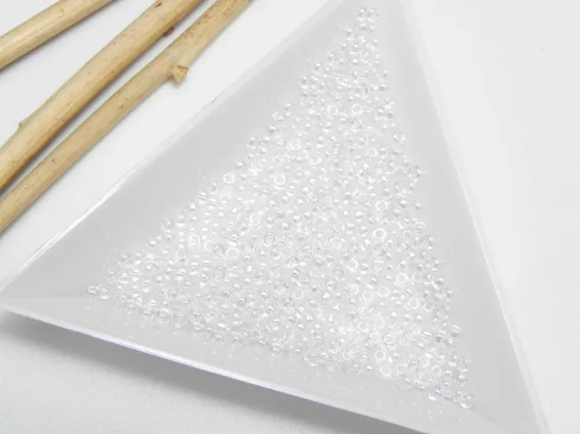 Toho rotunde 11/0 transparent lustered crystal (5g)