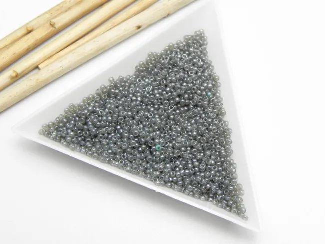 Toho rotunde 15/0 ceylon smoke (5g)