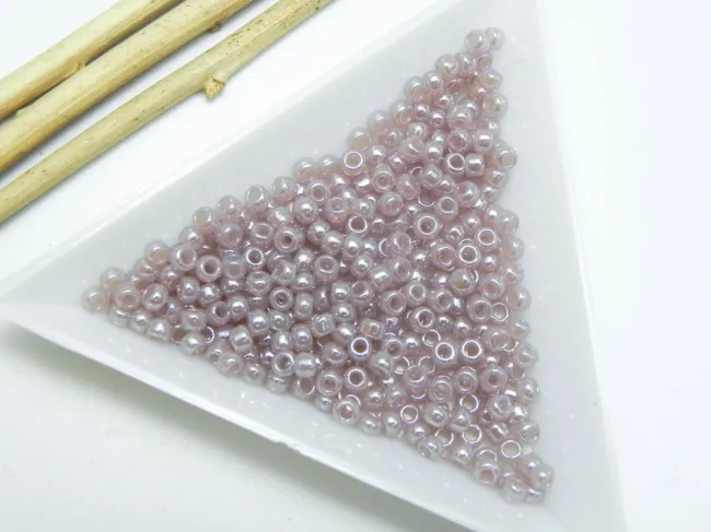 Toho rotunde 8/0 Ceylon Grape Mist (5g)