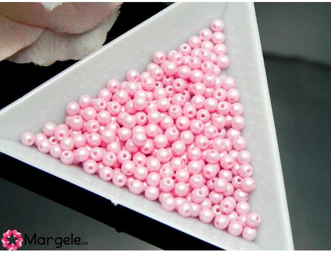 Perle cehia 3mm powder pastel pink (10buc)