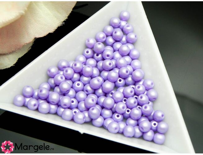 Perle cehia 4mm powder pastel purple (10buc)