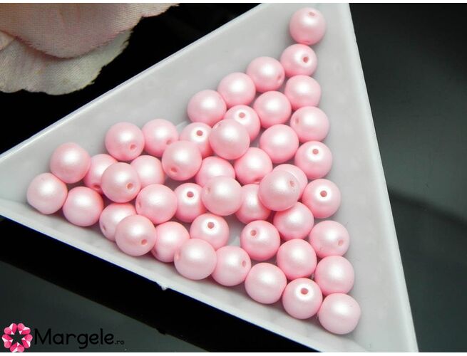 Perle cehia 6mm powder pastel pink (10buc)
