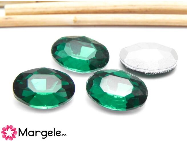Cabochon din sticla oval 14x10mm emerald (1buc)