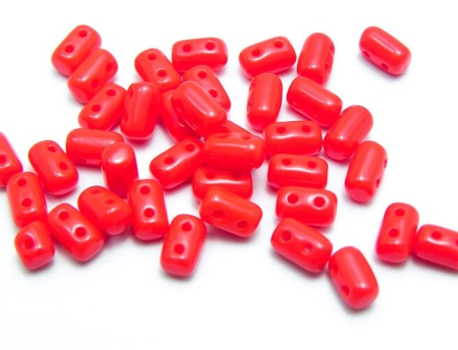 Cehia rulla 3x5mm opaque red (aprox. 20buc)