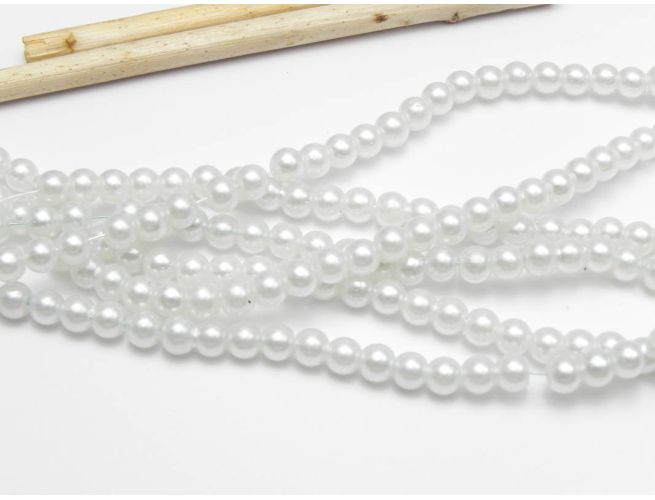 Perle de sticla 4mm alb (50buc)